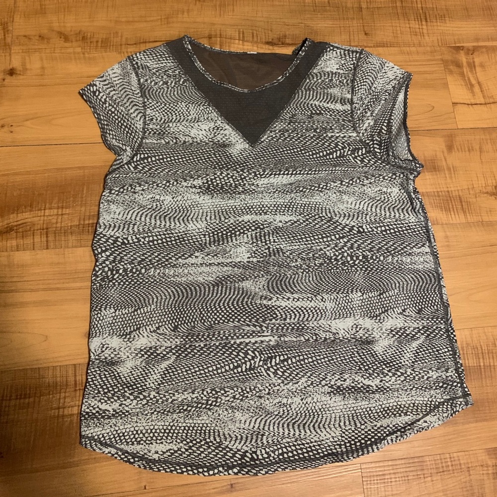 Lululemon for the run short sleeve